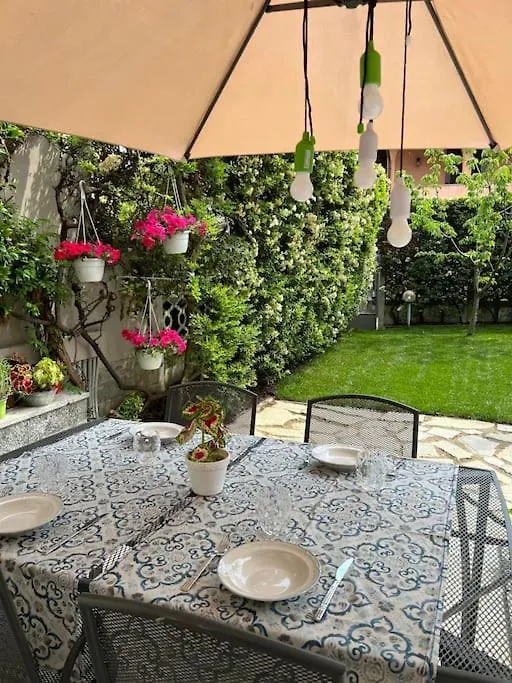 Villa Perosi Виджевано