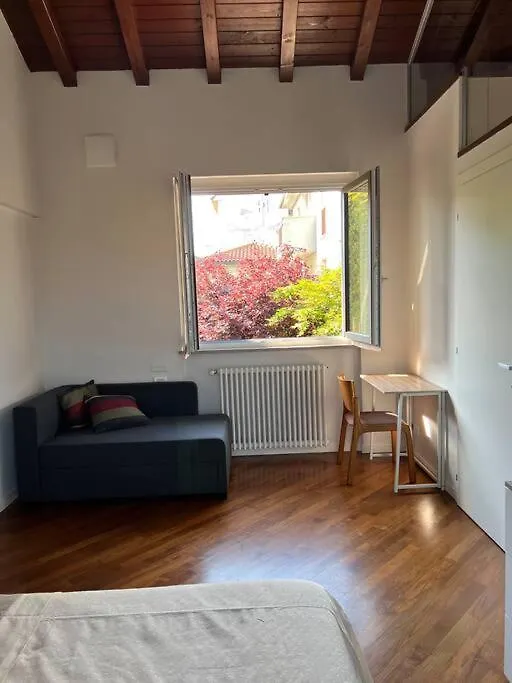 Villa Perosi Виджевано 0*,