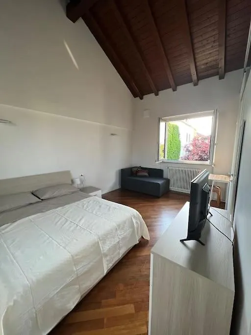 Villa Perosi Виджевано